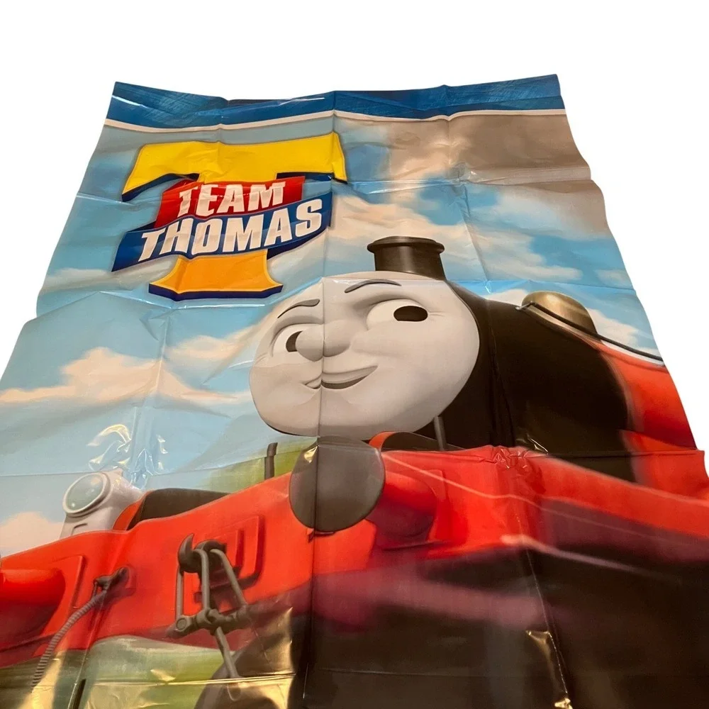 Thomas & Friends Wall Decorating Kit Kids  Blue New 5 Piece Scene Setter